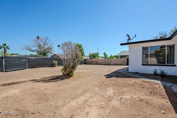 340 Riviera Dr, Tempe, AZ 85282