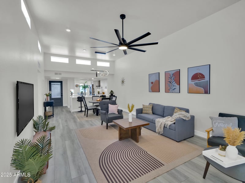 3401 37th St #14, Phoenix, AZ 85018