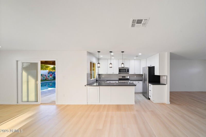 3401 Altadena Ave, Phoenix, AZ 85028