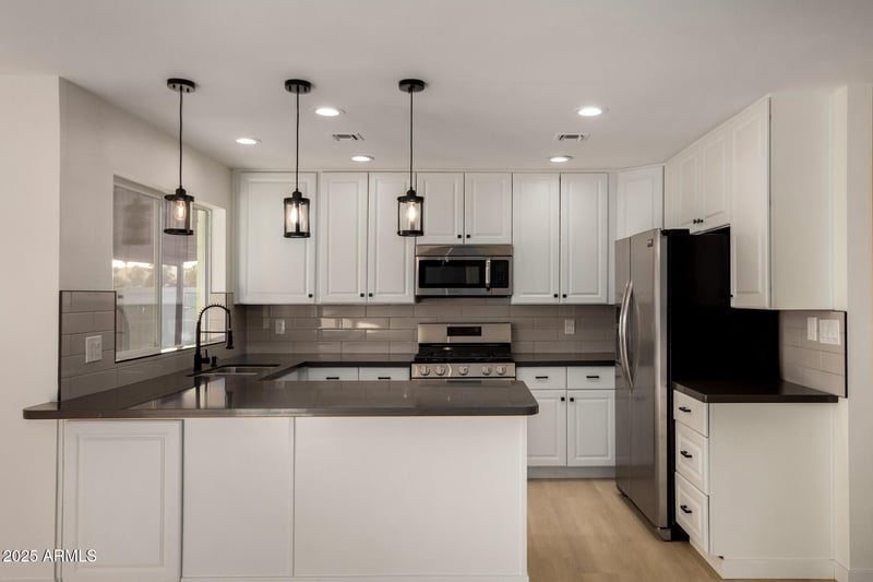 3401 Altadena Ave, Phoenix, AZ 85028