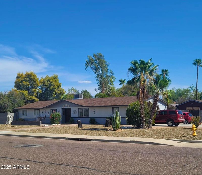 3401 E Paradise Ln, Phoenix, AZ 85032
