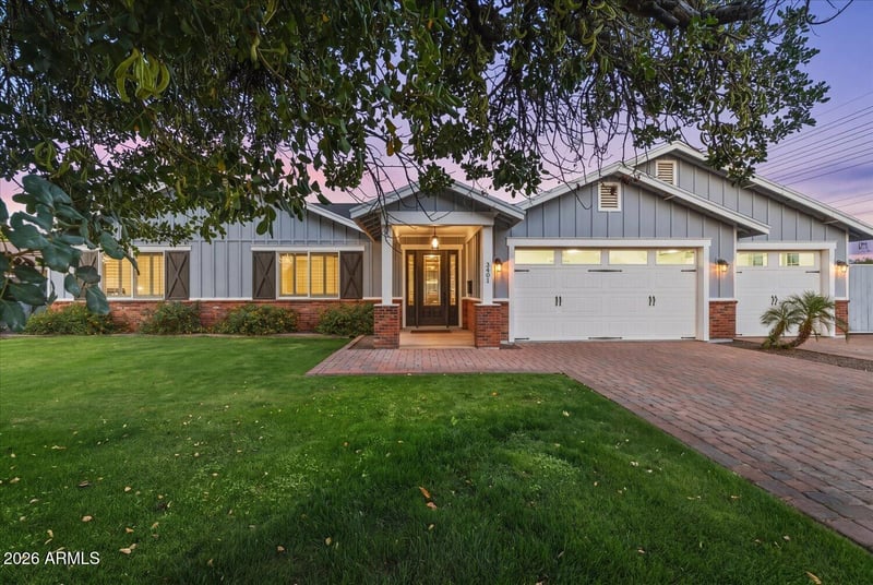 3401 N 34th Pl, Phoenix, AZ 85018