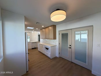 3401 37th St #9, Phoenix, AZ 85018