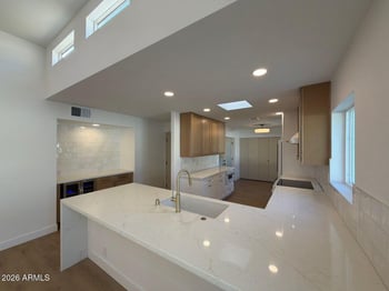 3401 37th St #9, Phoenix, AZ 85018