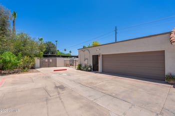 3401 37th St #9, Phoenix, AZ 85018