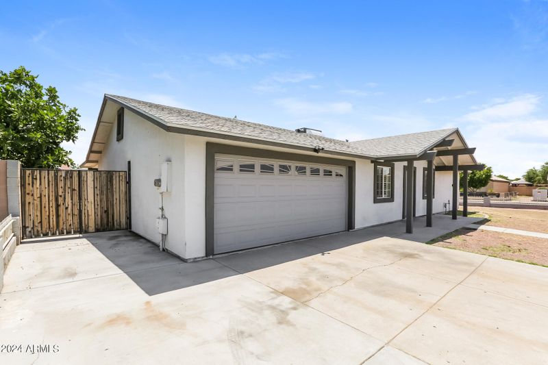 3401 N 84th Ln, Phoenix, AZ 85037