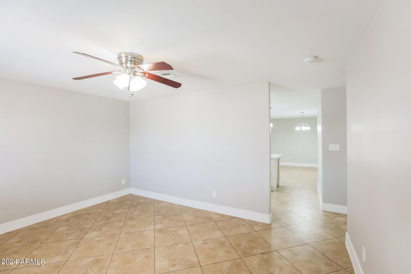 3401 N 84th Ln, Phoenix, AZ 85037