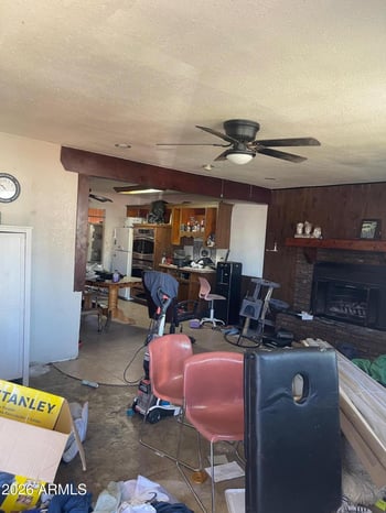 3401 Saint Moritz Ln, Phoenix, AZ 85053