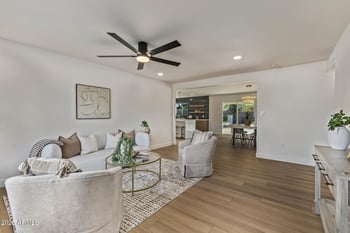 3401 Shaw Butte Dr, Phoenix, AZ 85028