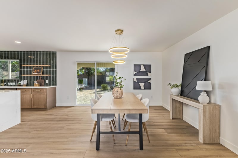 3401 Shaw Butte Dr, Phoenix, AZ 85028