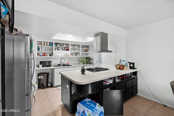 3401 W Laurel Ln, Phoenix, AZ 85029