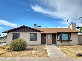 3401 Saint Moritz Ln, Phoenix, AZ 85053