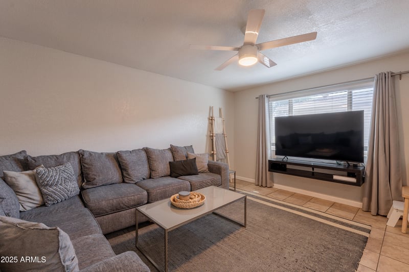 3402 32nd St #163, Phoenix, AZ 85018