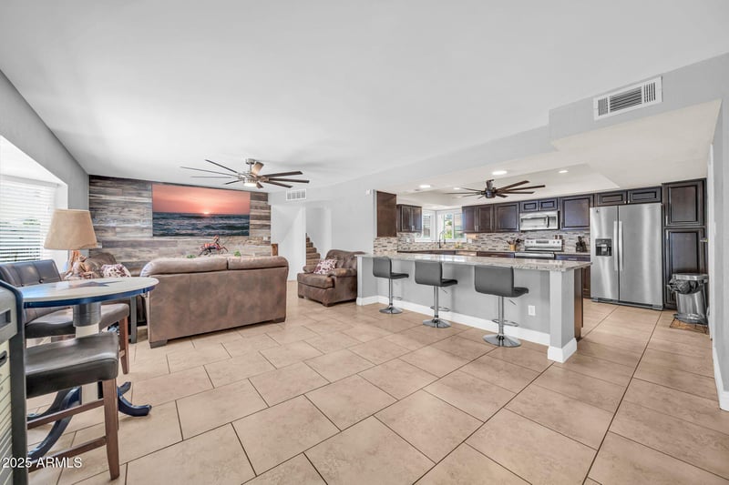 3402 Crocus Dr, Phoenix, AZ 85053
