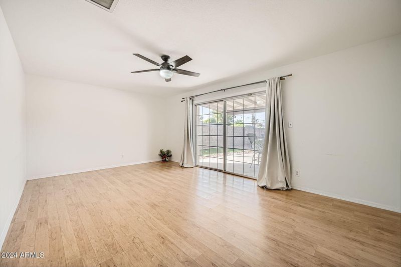 3402 E Carol Cir, Phoenix, AZ 85028