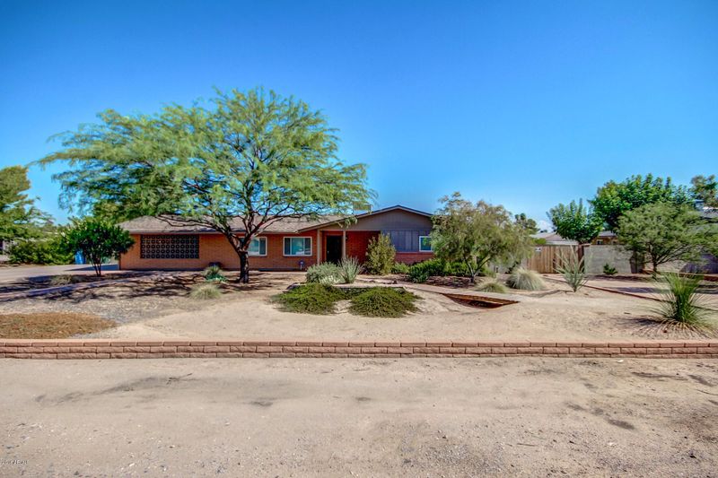 3402 E Desert Cove Ave, Phoenix, AZ 85028