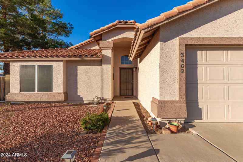 3402 E Sequoia Dr, Phoenix, AZ 85050