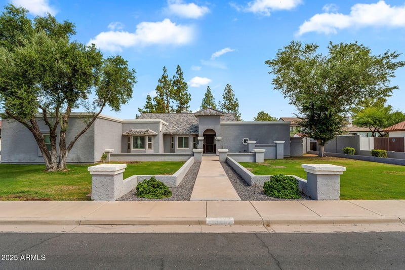 3402 Fairfield St, Mesa, AZ 85213