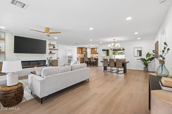 3402 Mercer Ln, Phoenix, AZ 85028