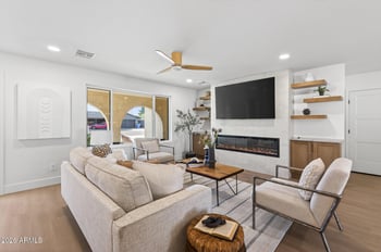 3402 Mercer Ln, Phoenix, AZ 85028