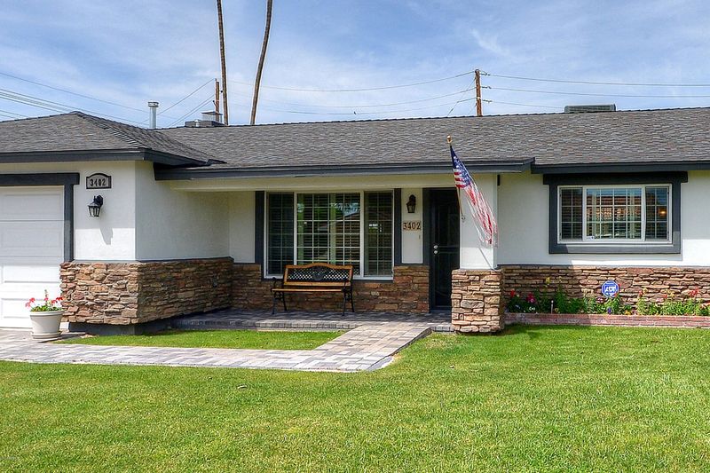 3402 N 44th Pl, Phoenix, AZ 85018