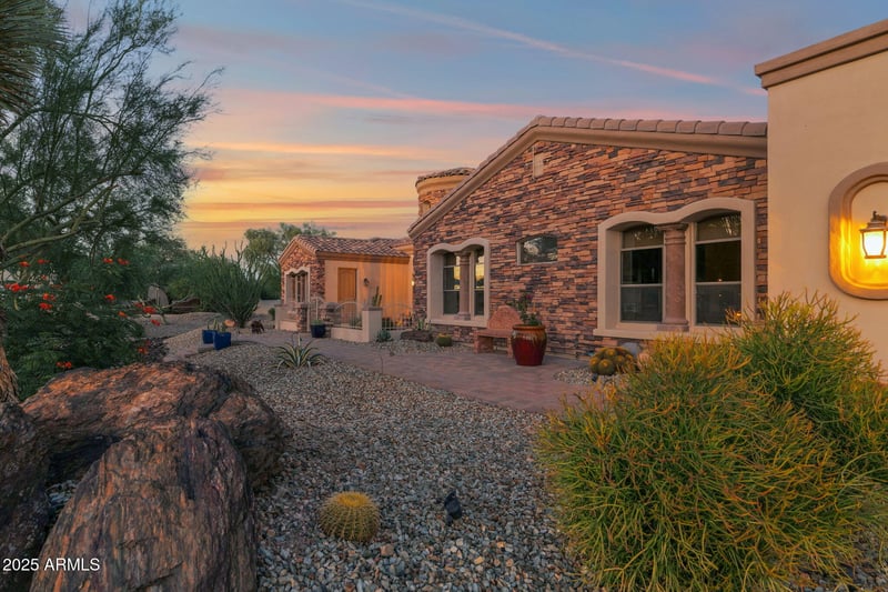 34023 2nd Ln, Phoenix, AZ 85085