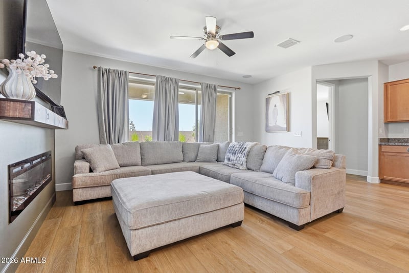 34031 Casey Ln, San Tan Valley, AZ 85144