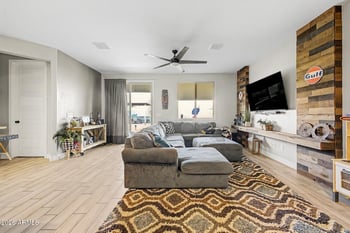 34039 N Casey Ln, San Tan Valley, AZ 85144