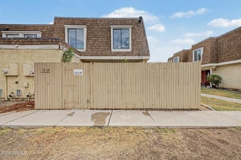3404 W Echo Ln, Phoenix, AZ 85051