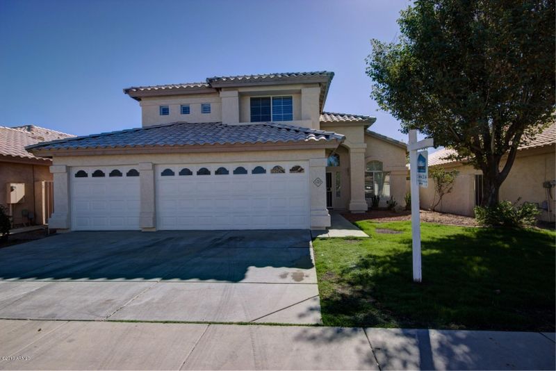 3405 E Kerry Ln, Phoenix, AZ 85050