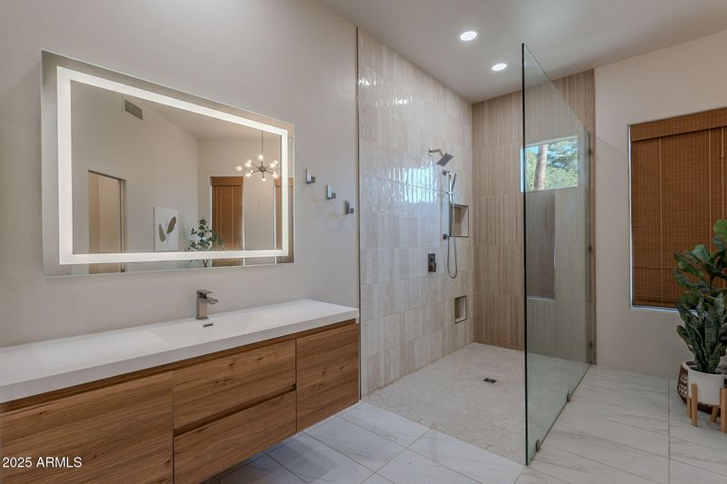 3405 E Knox Rd, Phoenix, AZ 85044