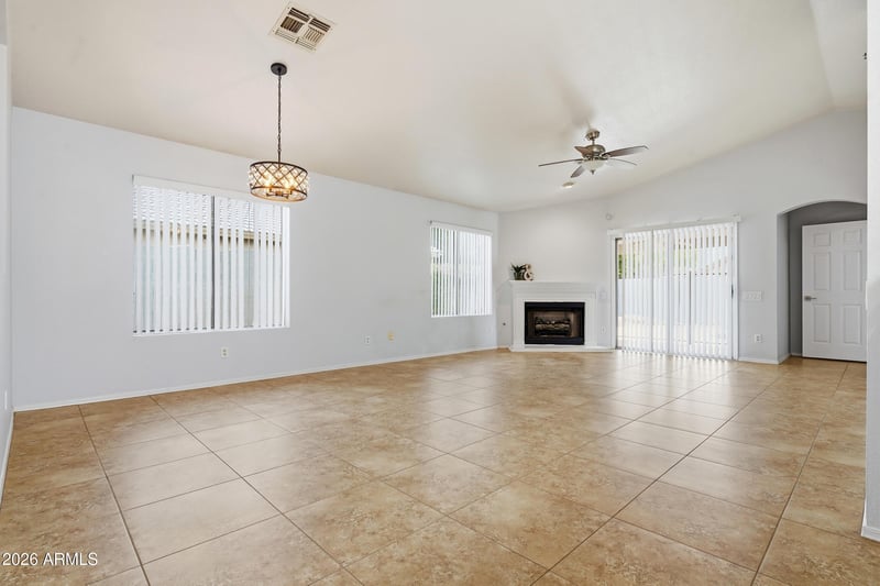 3407 E Wahalla Ln, Phoenix, AZ 85050