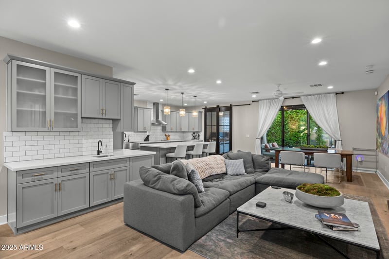 3408 25th St, Phoenix, AZ 85016