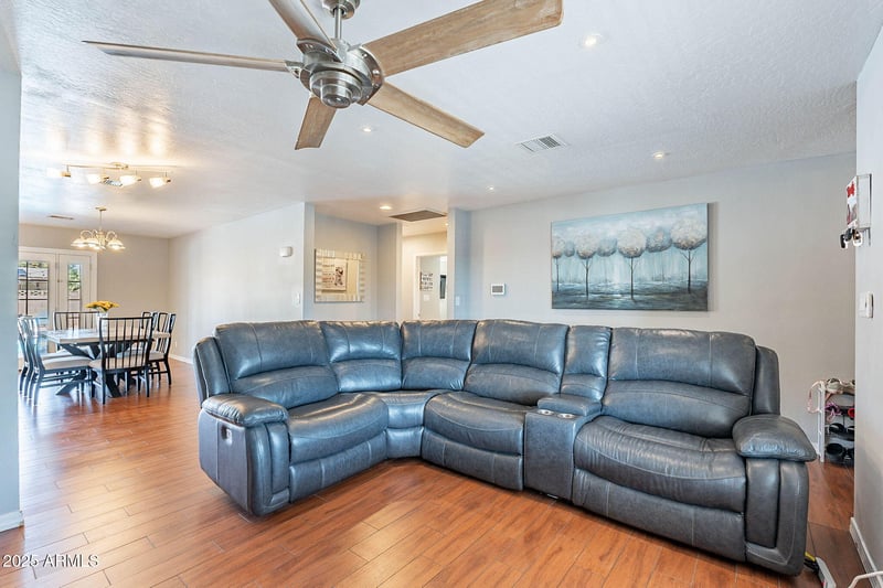 3408 Carol Ave, Phoenix, AZ 85051