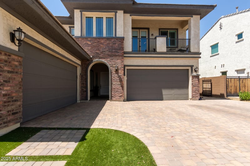 3408 Daley Ln, Phoenix, AZ 85050