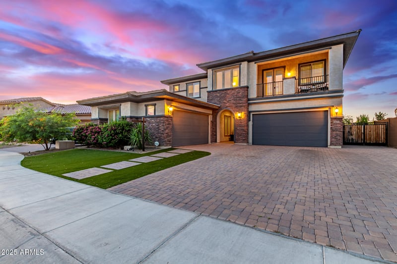 3408 Daley Ln, Phoenix, AZ 85050