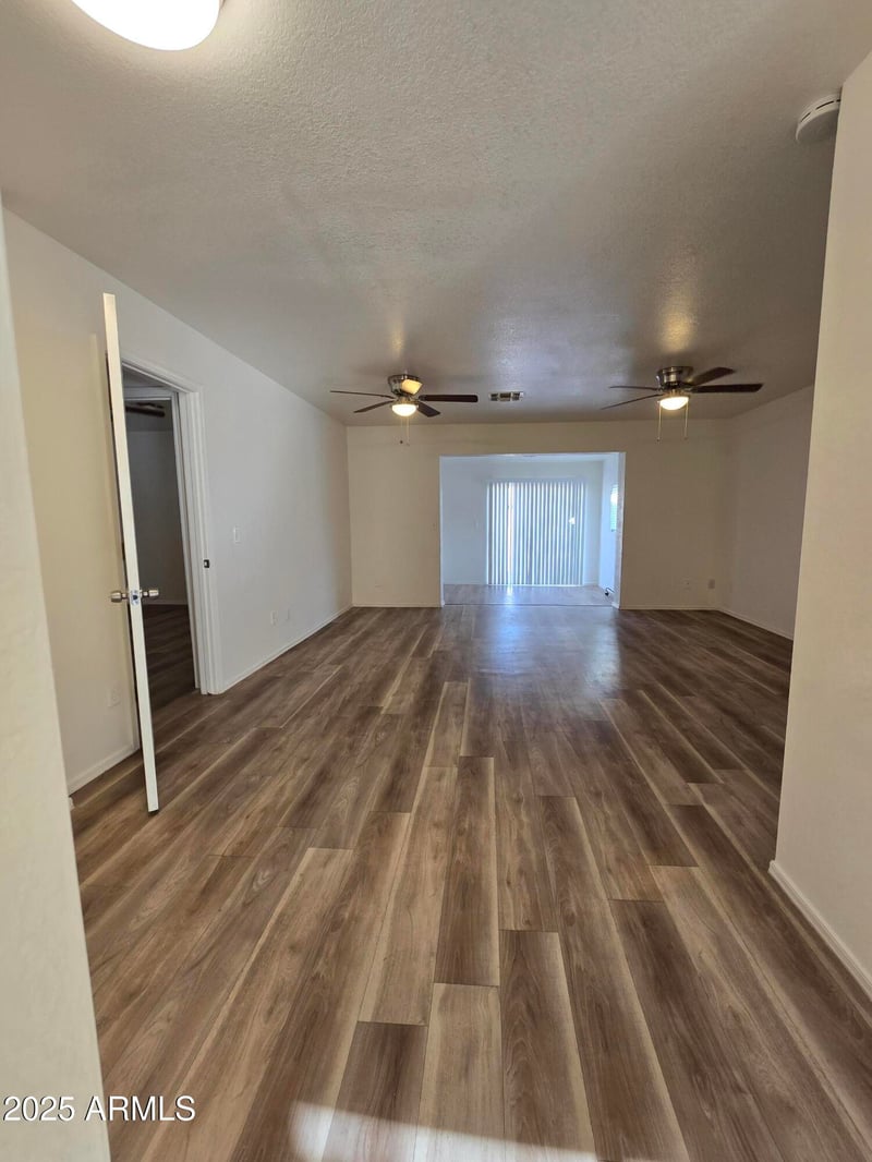 3408 Mclellan Blvd, Phoenix, AZ 85017