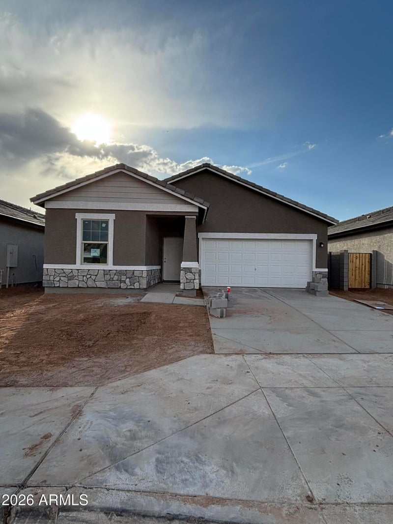 34080 Stoneleigh Dr, San Tan Valley, AZ 85143