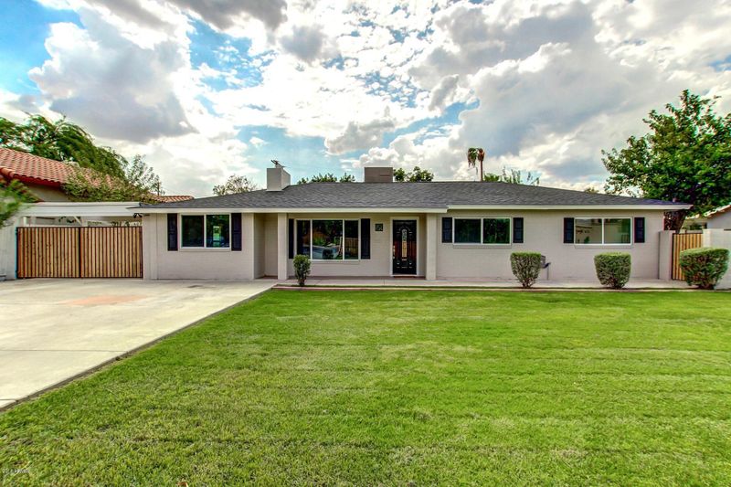 3410 N 36th St, Phoenix, AZ 85018