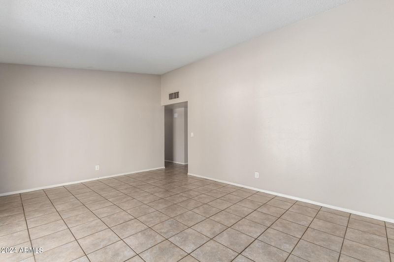 3410 W Cholla St, Phoenix, AZ 85029