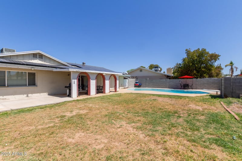 3411 Redfield Rd, Phoenix, AZ 85053