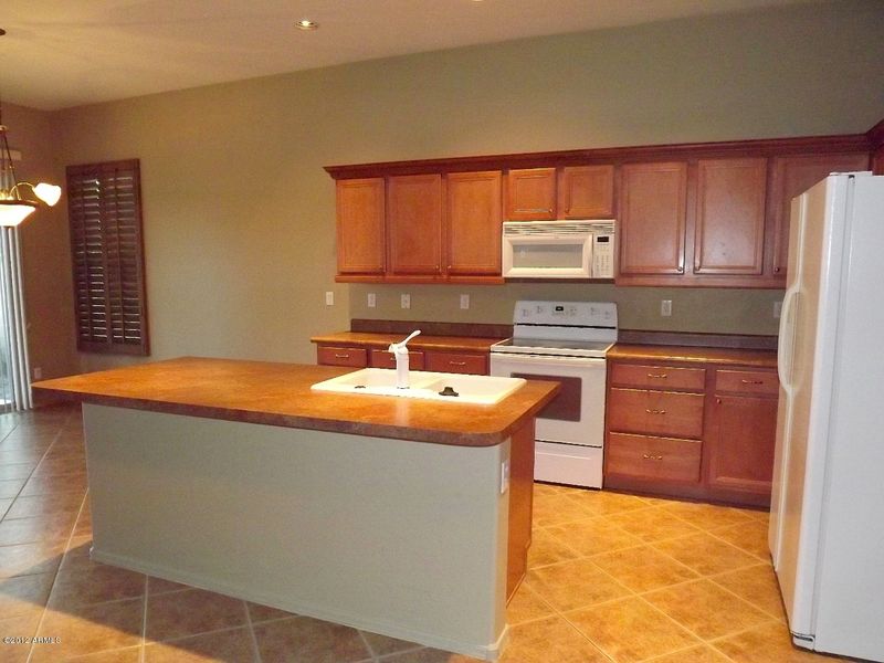 3411 W Zuni Brave Trl, Phoenix, AZ 85086
