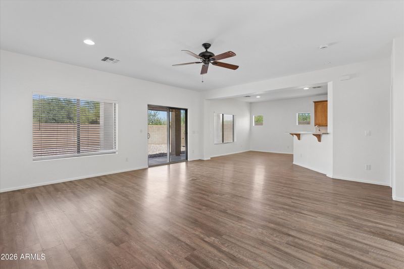 34116 N 26th Ave, Phoenix, AZ 85085