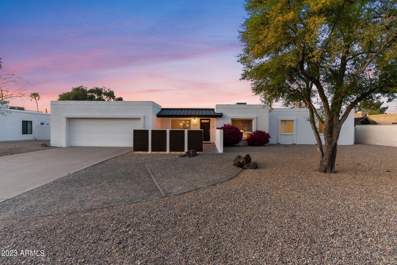 3412 E Mountain View Rd, Phoenix, AZ 85028