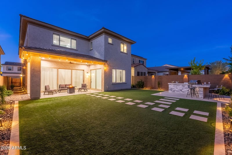 3413 E Crest Ln, Phoenix, AZ 85050