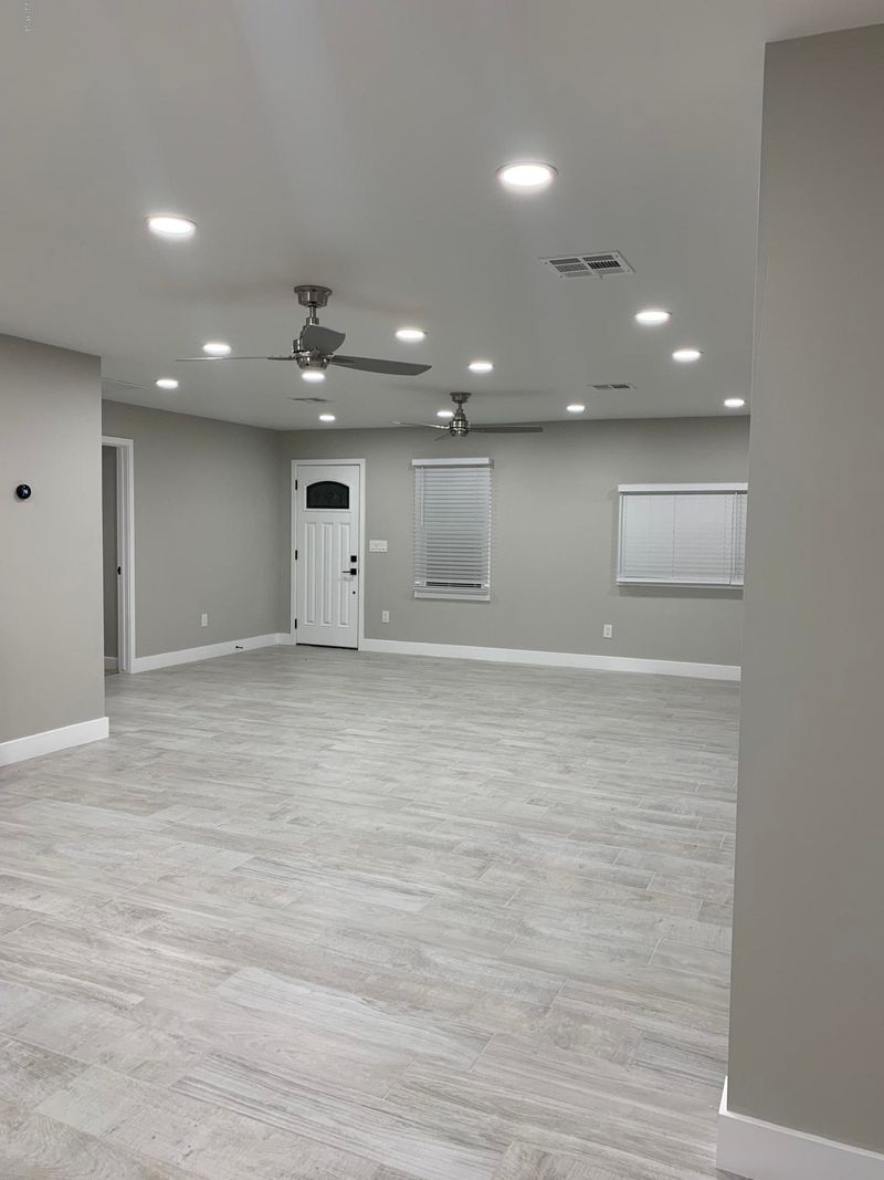 3413 E Virginia Ave, Phoenix, AZ 85008