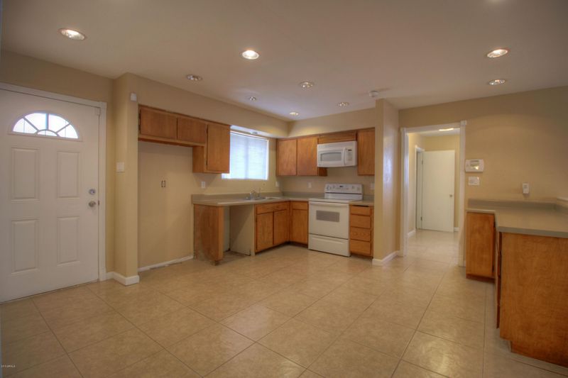 3413 N 87th Ave, Phoenix, AZ 85037