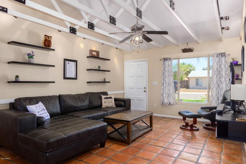 3414 E Lupine Ave, Phoenix, AZ 85028