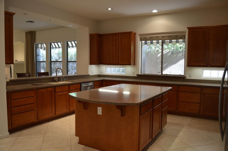 3414 E Pyrenees Ps, Phoenix, AZ 85018