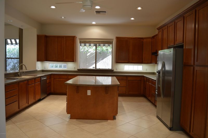 3414 E Pyrenees Ps, Phoenix, AZ 85018
